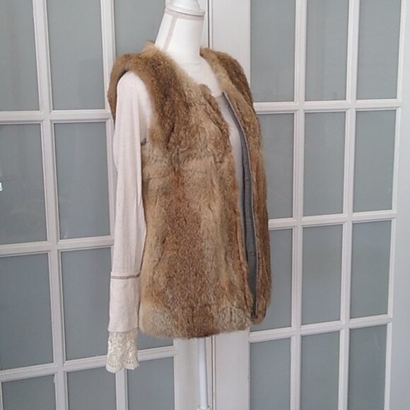 LaRok Luxe 100% Rabbit Fur Vest - Picture 4 of 16